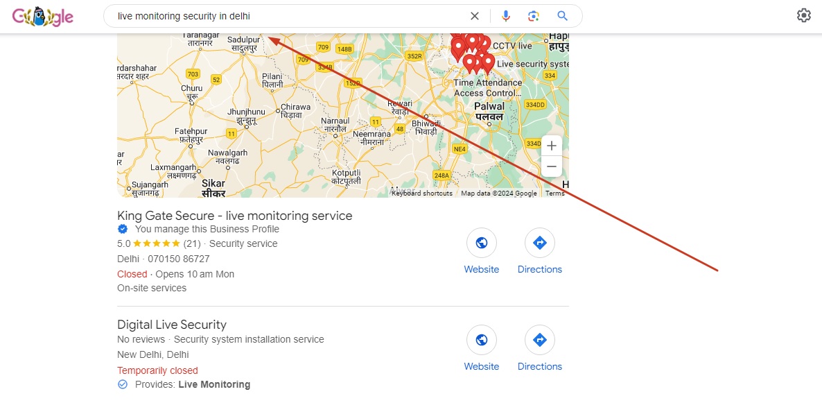 How local SEO looks on google search results, image shows listings and local intend keyword (near me)